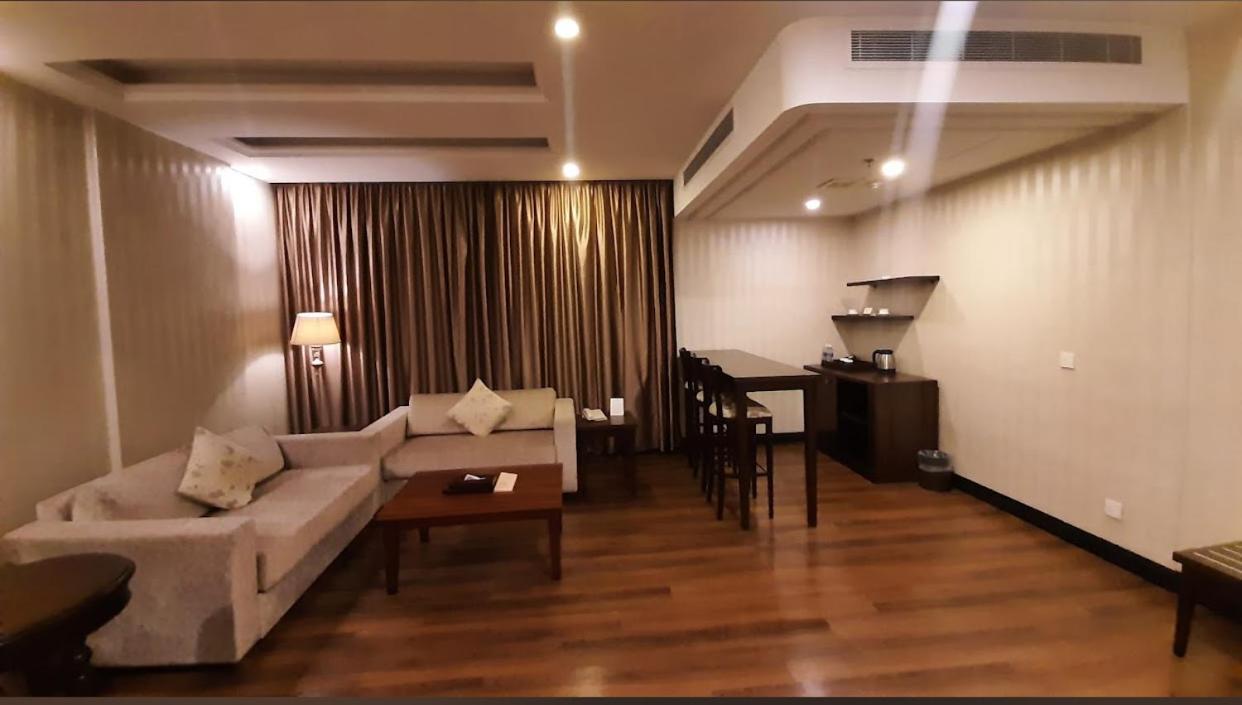 Verta Hotel Qouraish Jidda Exteriör bild